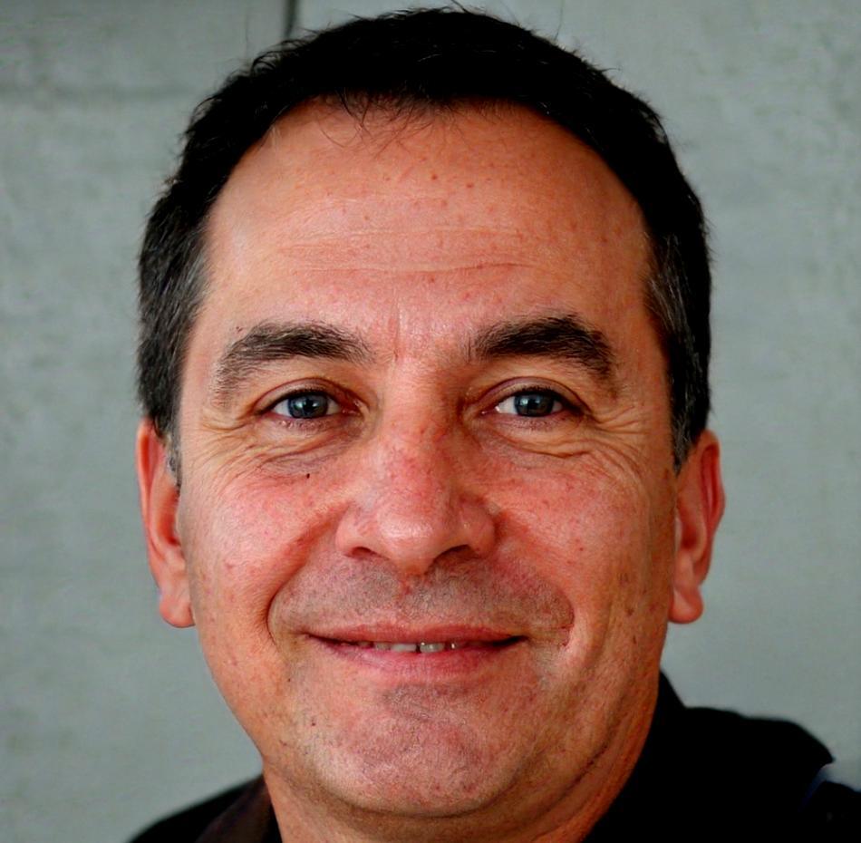 Эркан Демир