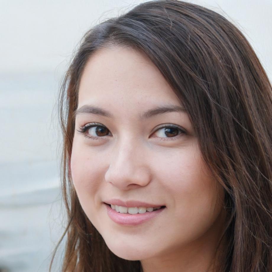 Зейнеп Караташ - старший аудитор